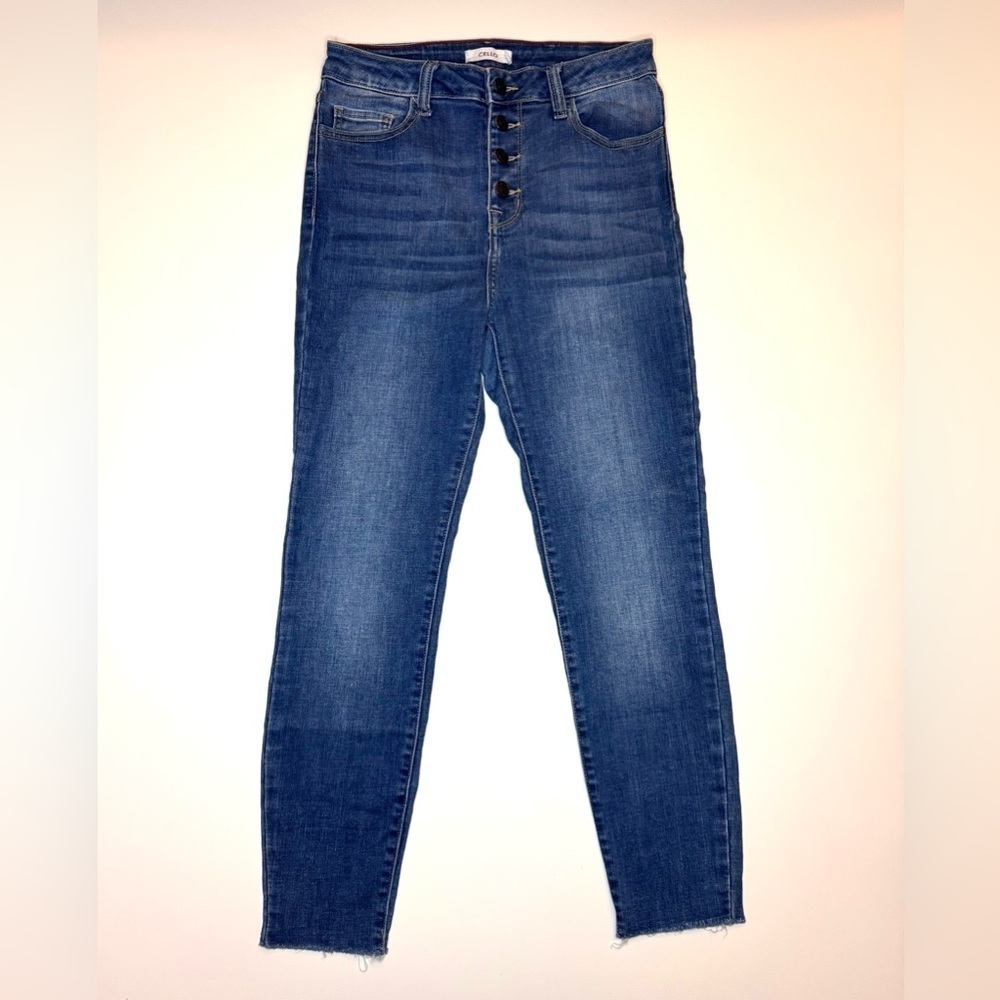Cello Women’s Ankle Crop Jeans Size- 7